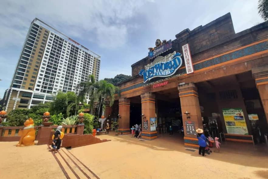 Apartment Sunway Onsen Hotspring Suite: Theme Park View For 8